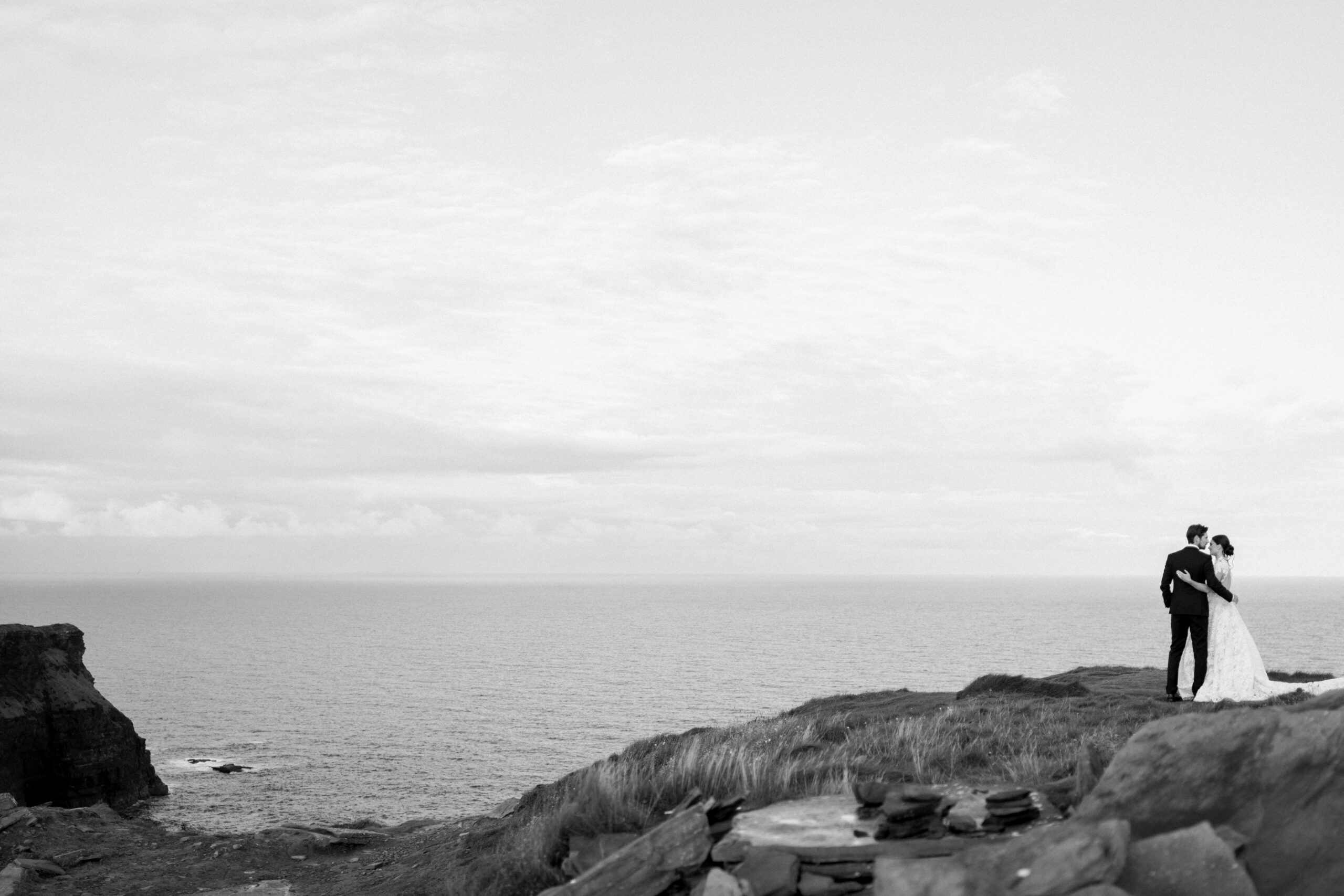 The Pros and Cons of Having a Destination Wedding